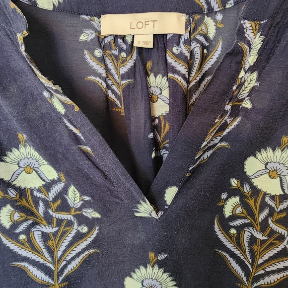 LOFT size Small semi sheer long sleeve v-neck blouse - Picture 2 of 4